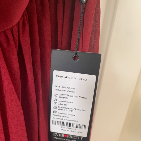 Halter Ruffles Adjustable Bridesmaids Dress - Picture 4 of 7